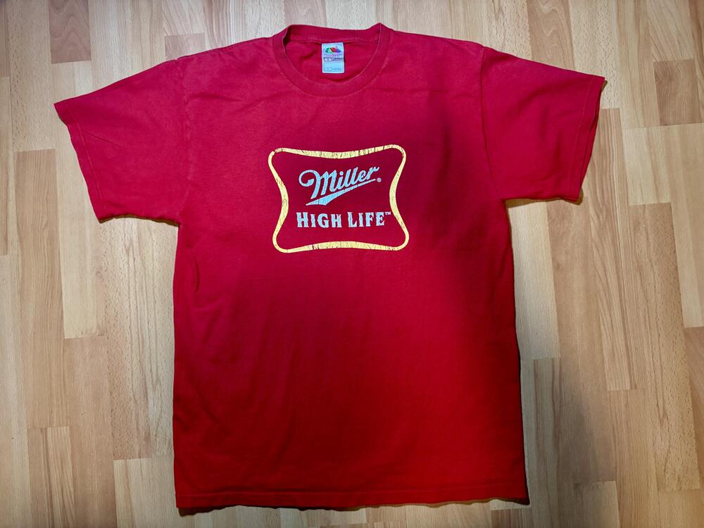 Miller High Life Shirt Mens Large Red Graphic Beer Logo Vintage Style Promo Tee